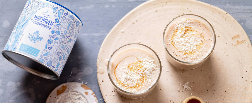 Frullato proteico al cocco con aggiunta di sali minerali