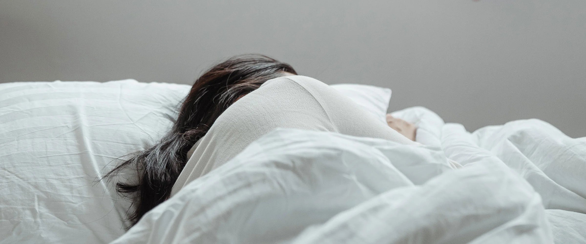 Dormire meglio: le 7 routine serali secondo gli esperti del sonno